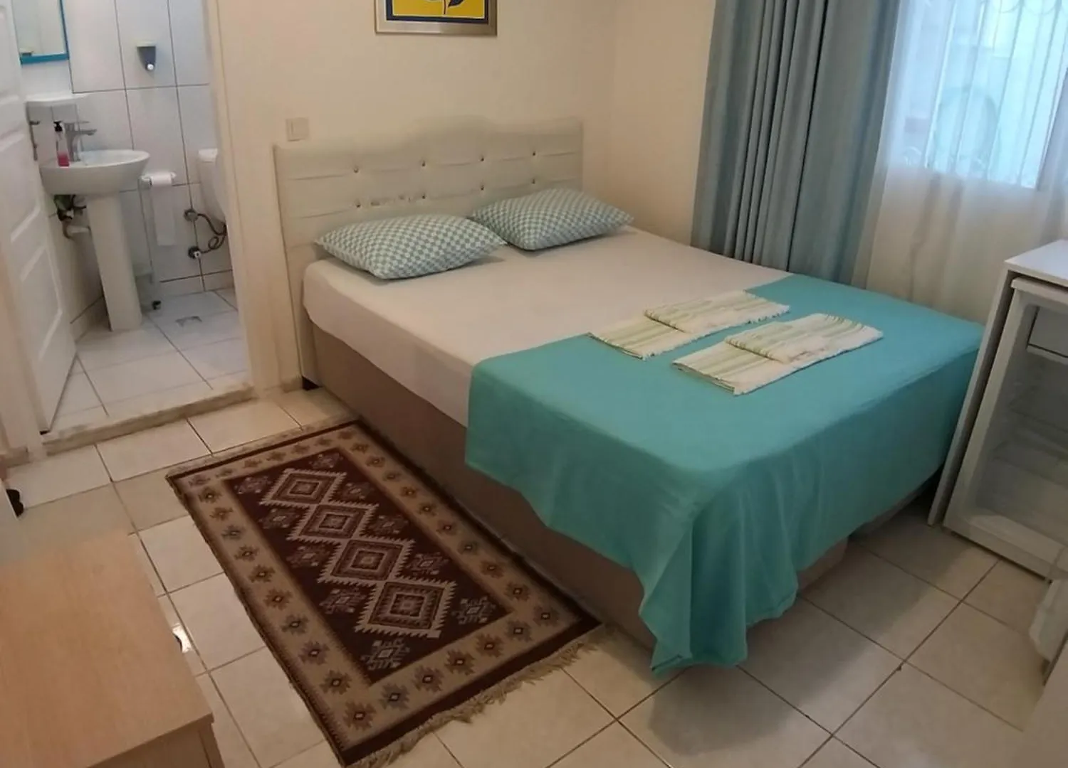 Beyaz Apart Pansiyon Çeşme